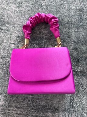 Stylish Fuchsia Top-Handle Women’s Bag